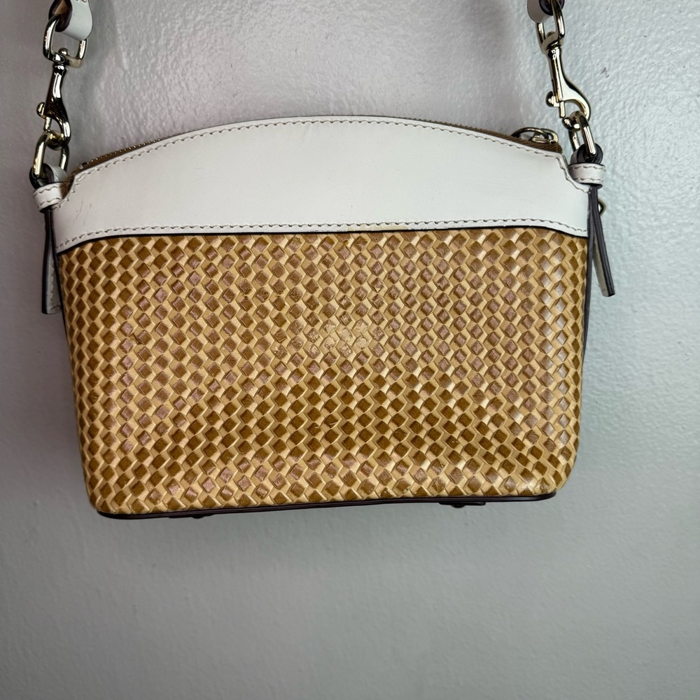 Dooney & Bourke Italian Leather Beacon Woven Domed White & Tan Crossbody Purse - Picture 3 of 9